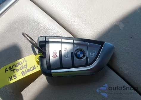 2019 BMW X5 xDrive40I z USA, uszkodzony, nr VIN 5UXCR6C58KLL24178